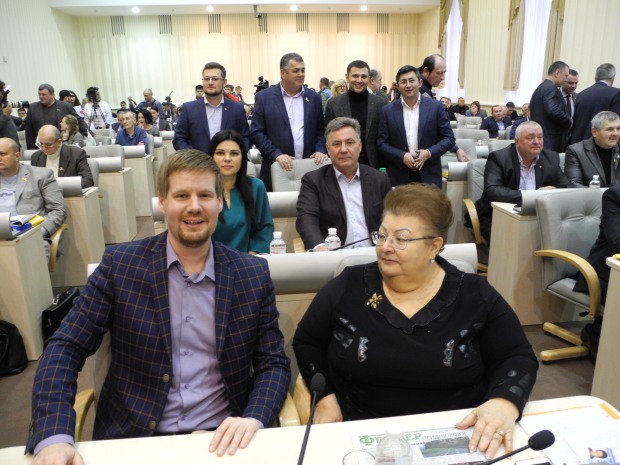 Фракція «Батьківщина» у Дніпропетровській обласній раді голосувала за обласний бюджет – 2018