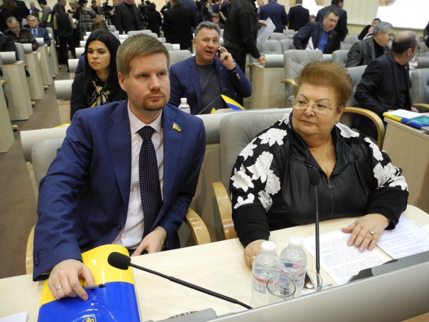 За ініціативи фракції «Батьківщина» обласна рада створила тимчасову контрольну комісію