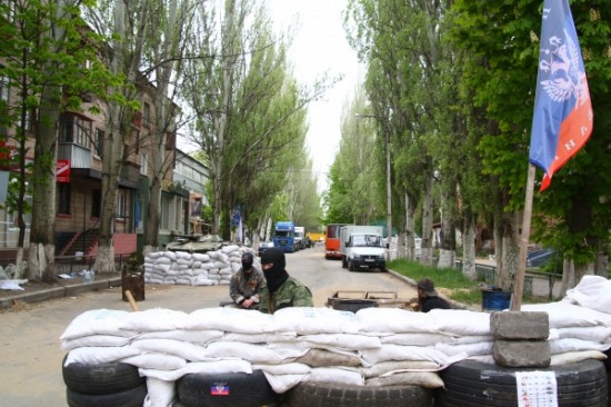 Путешествие по блокпостам «сепаратистского» Донбасса – 3. Грозный Славянск (ФОТО)