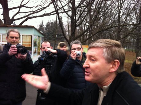 Ахметов возмутился обманом и приехал на митинг (ВИДЕО)