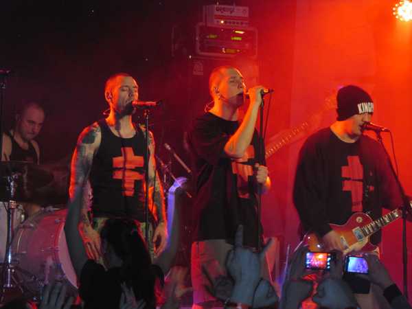 Кровь с молотком