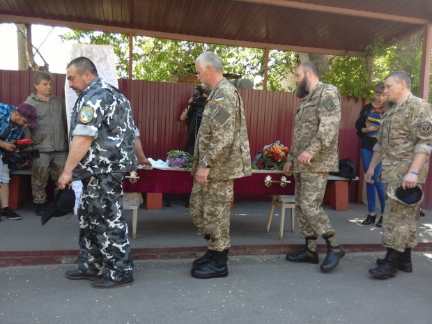 В Днепре простились с тремя бойцами
