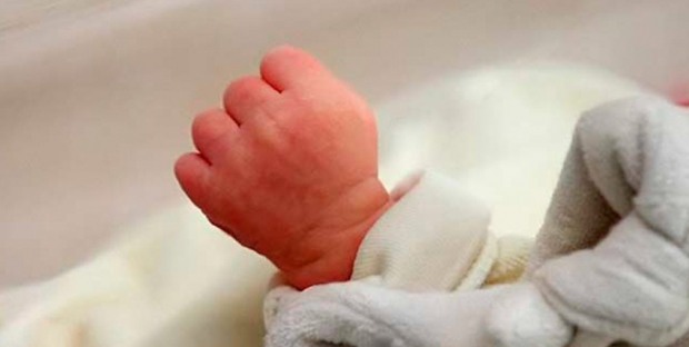 В Дніпрі просять дозволити партнерські пологи і в часи карантину