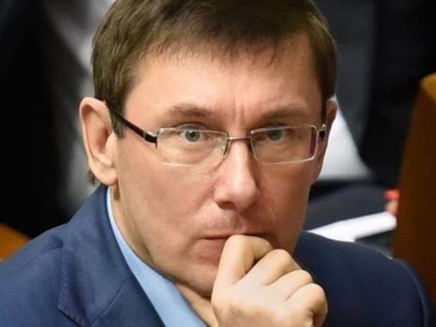 Луценко: 8 титушек, напавших на участников АТО, задержаны