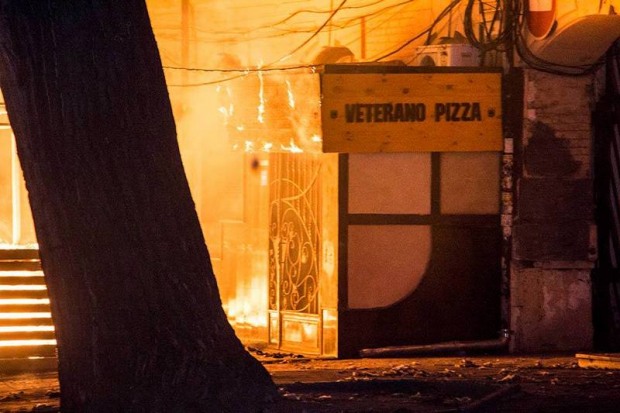 По факту пожара в кафе «Pizza Veterano» открыли уголовное дело