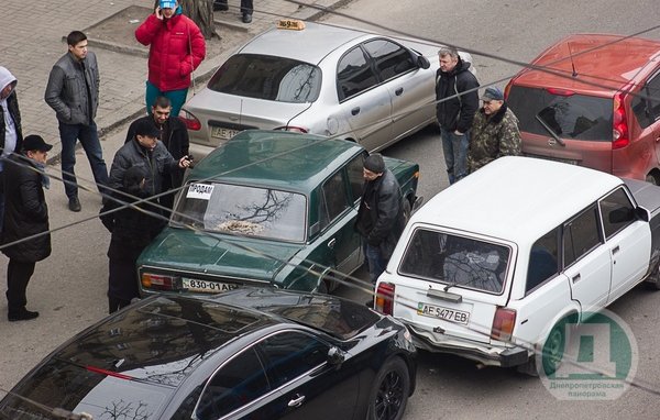 Напротив «Пассажа» столкнулись пять автомобилей