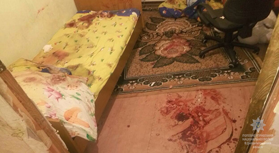 В Днепре парень из-за СМС нанес девушке несколько ударов ножом, ограбил, открыл газ и бросил её умирать
