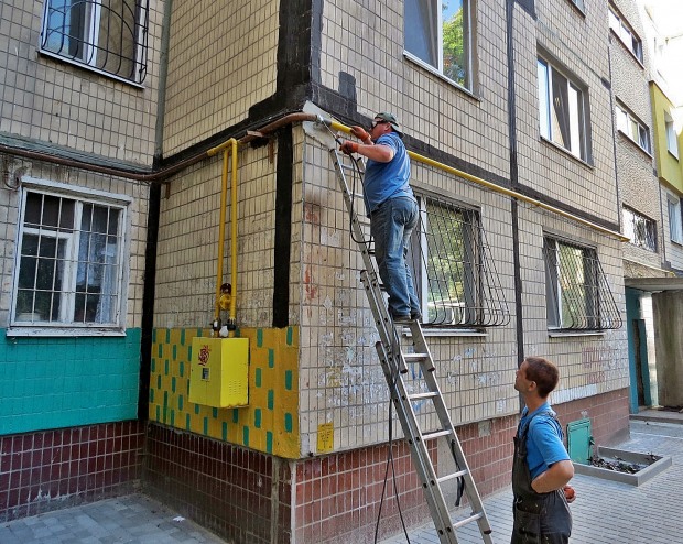 На жилом массиве Тополь-1 продолжается модернизация газовых сетей