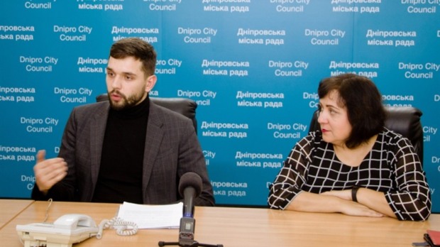 В горсовете Днепра рассказали об основных изменениях в поддержке деятельности ОСМД