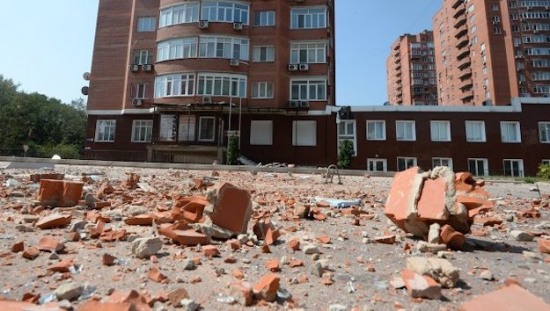 Будничная жизнь Донецка под обстрелами и взрывами