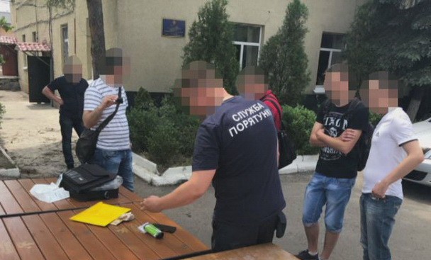 В Днепре подполковник службы гражданской защиты «продавал» противопожарную безопасность