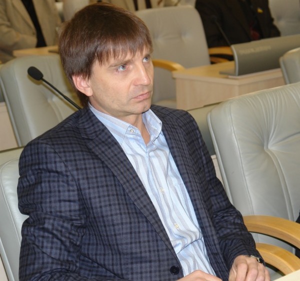 Избрали председателя Днепропетровского областного совета нового созыва