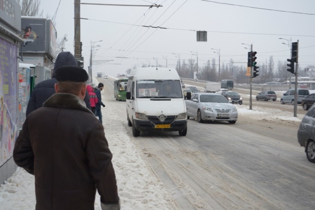 Кому принадлежат автотранспортные предприятия Днепропетровска?