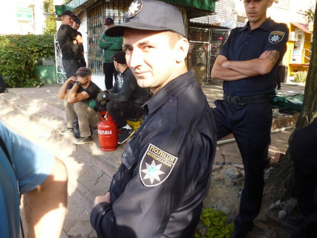 ПРО МУНІЦІПАЛЬНУ СВОРУ БАРИГ