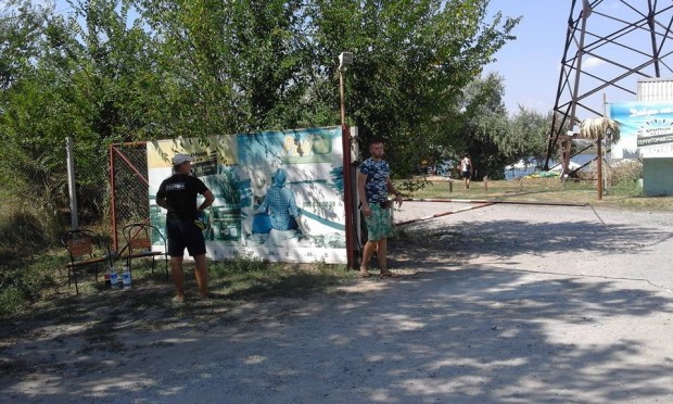 «Адский рай» в Елизоветовке: сельский голова написал заявление в полицию