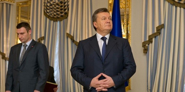 Год без Януковича: 12 основных достижений и неудач украинской власти