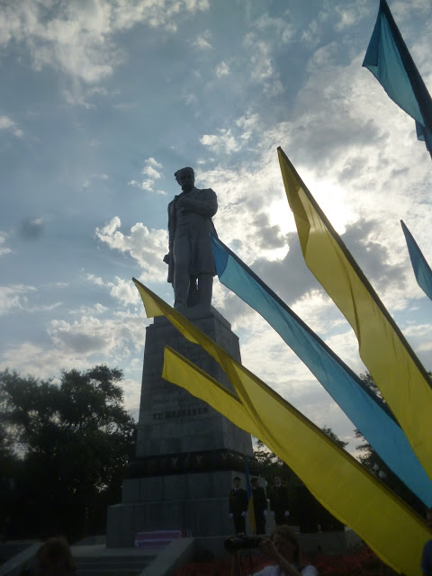 25 РОКІВ НЕЗАЛЕЖНОСТІ ТА 7 ТИСЯЧОЛІТЬ БОРОТЬБИ