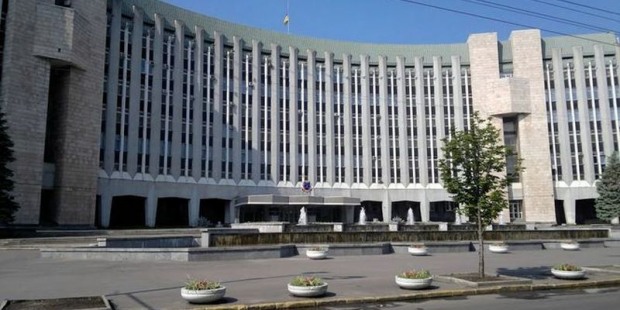 Филатов увеличил в 4 раза штат своей пресс-службы
