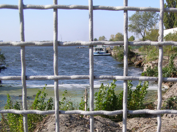 Адвокат роз’яснив, куди звертатися у разі порушення закону про доступ до узбережжя водних об’єктів