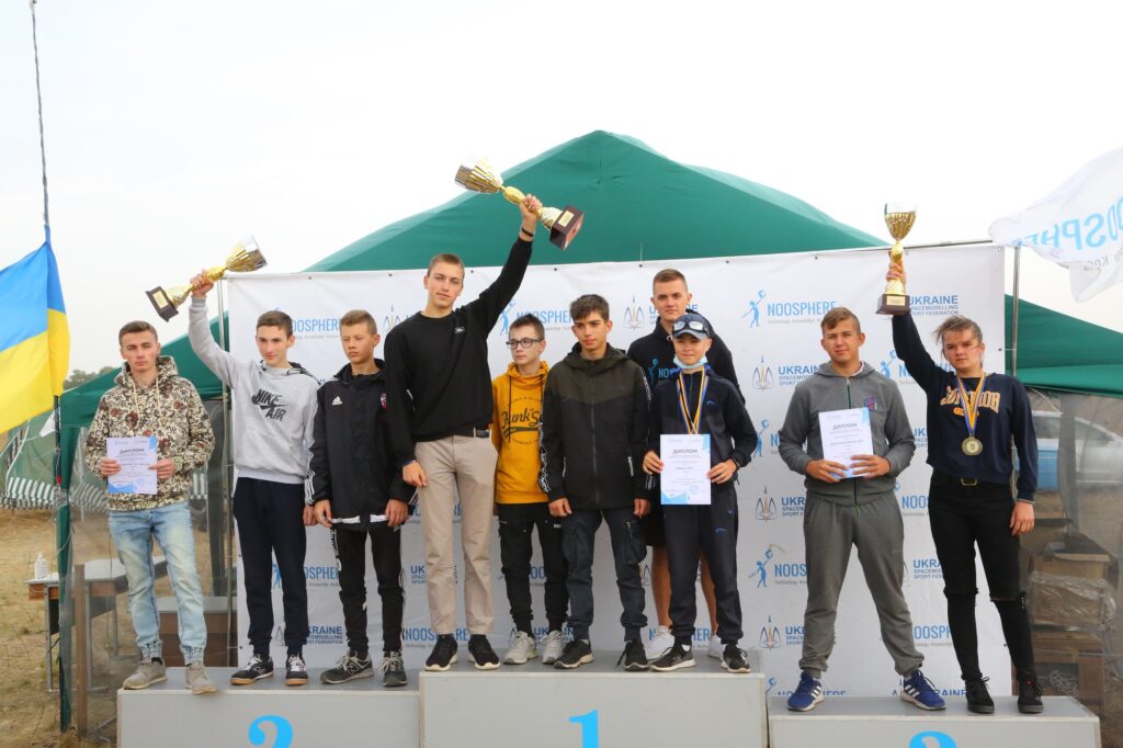 У Дніпрі на Чемпіонаті України запустили найбільшу ракету-копію Mercury Redstone