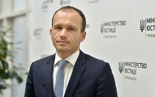 Багато учасників місцевих виборів змінюють імена і прізвища на такі ж, як у лідерів перегонів – Малюська