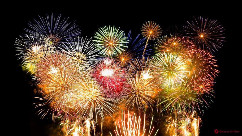 Кам’янське на День міста залишиться без концерту та салютів