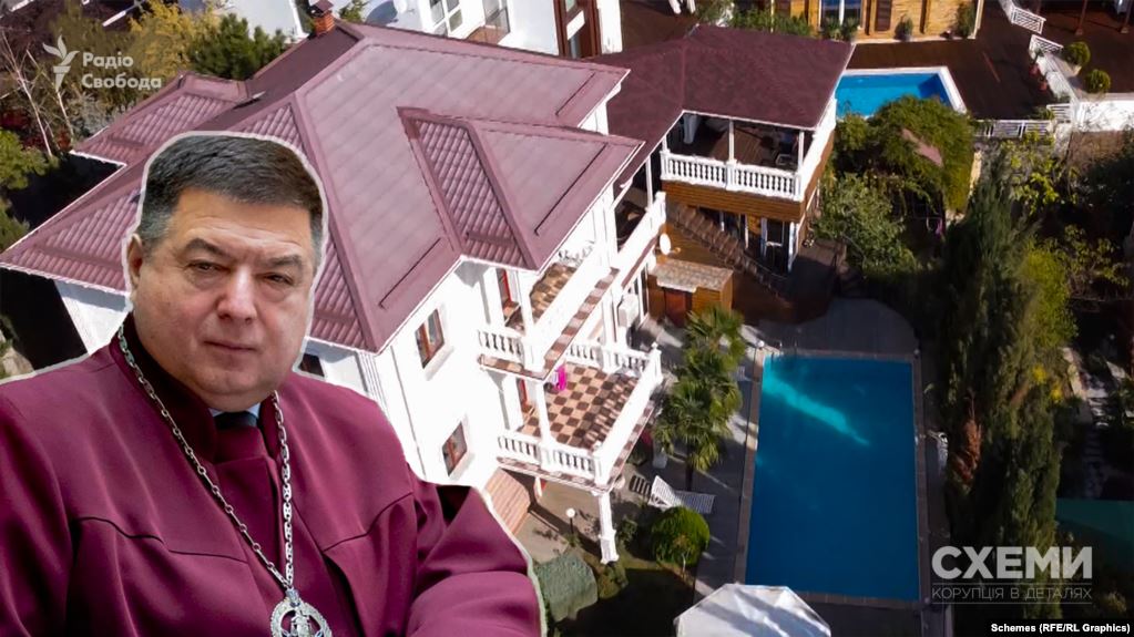 Голова Конституційного суду не задекларував землю в Криму, придбану ним у 2018-му, – «Схеми»