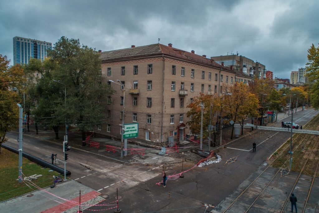 «Дніпровська політехніка» отримала відшкодування за руйнування гуртожитку через будівництво метро