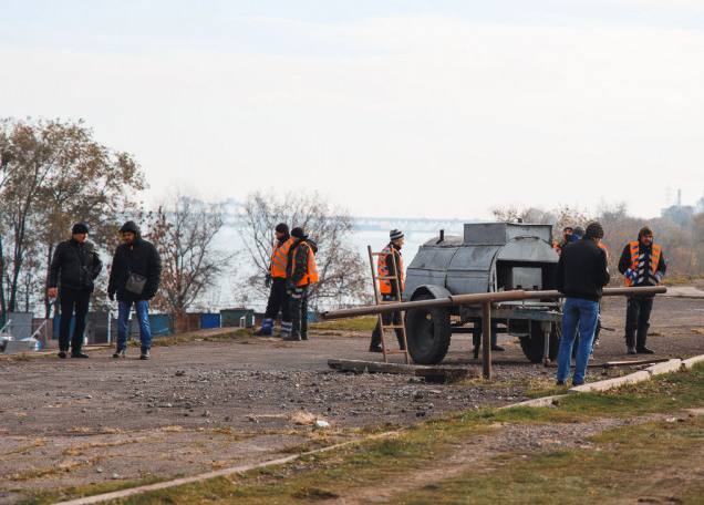 У Дніпрі проблеми з водопостачанням відзначають на обох берегах