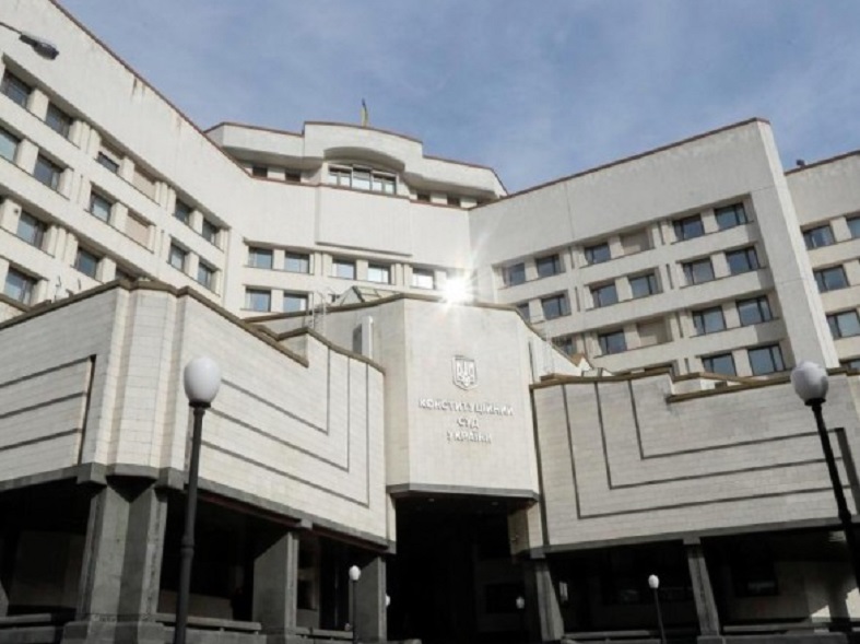 У Конституційному суді заявили, що НАЗК «продовжує маніпуляції» навколо рішення про декларації