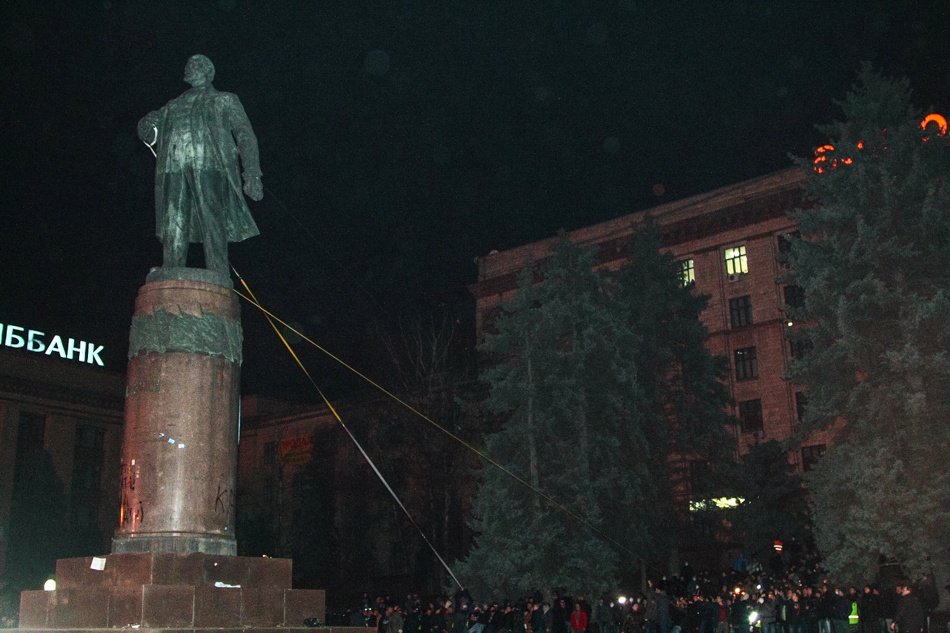 Декомунізація “не добила” пам’ятники Леніну