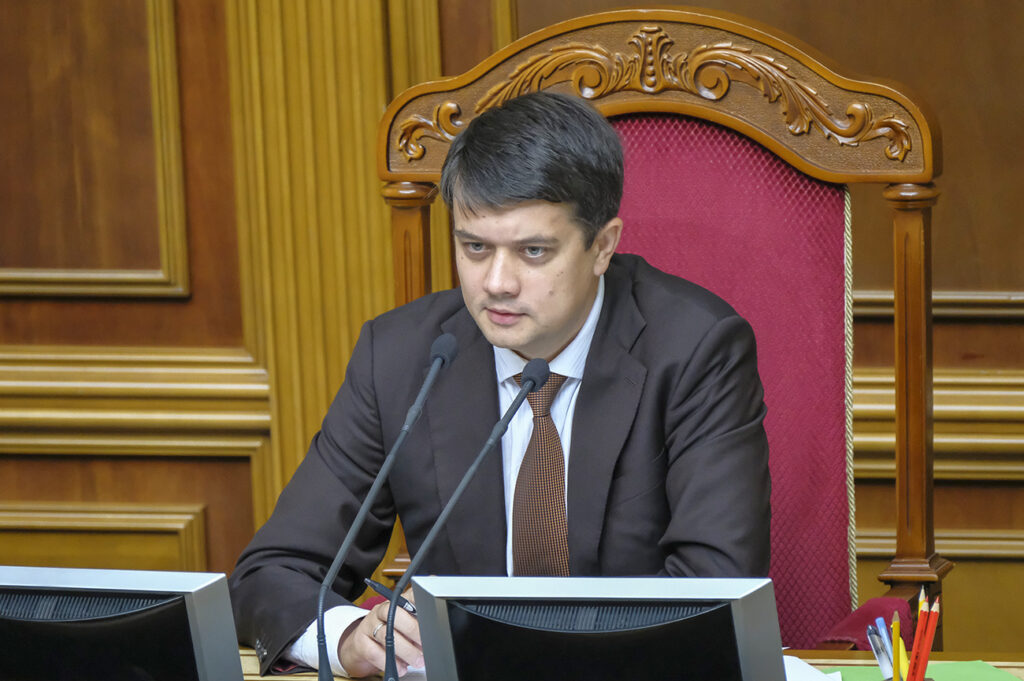 Рада відкладе обов’язкове введення касових апаратів до 2022р. – Разумков