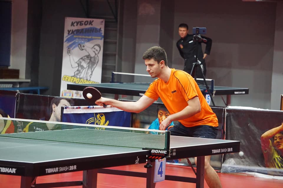 Тенісисти Дніпропетровщини стали віце-чемпіонами України