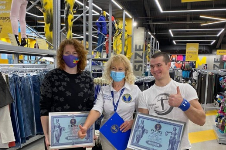 Дніпрянин пробіг 60 метрів на руках та встановив всеукраїнський рекорд