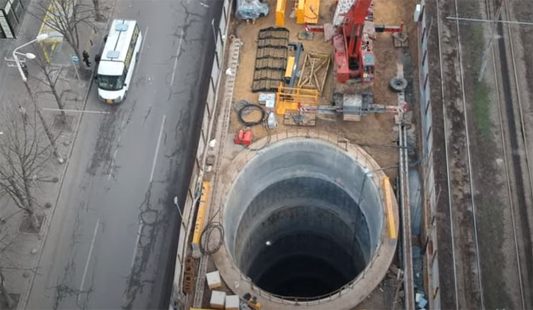 У Дніпрі будуть перекривати центральний проспект в нагірній частині через вибухові роботи