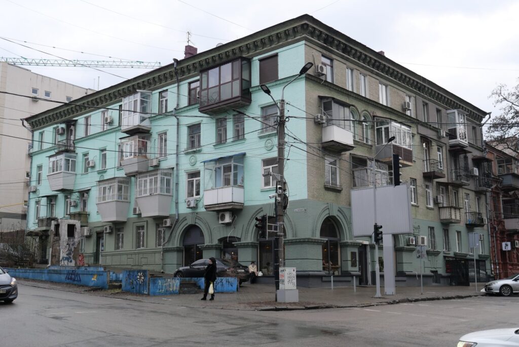 У Дніпрі від діяльності людей потерпають історичні будівлі