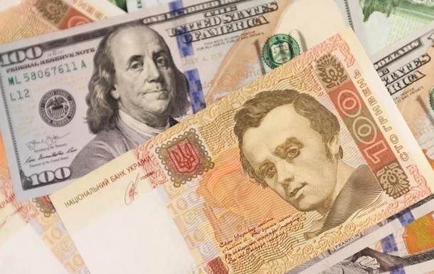 Навесні обіцяють зниження долару в Україні