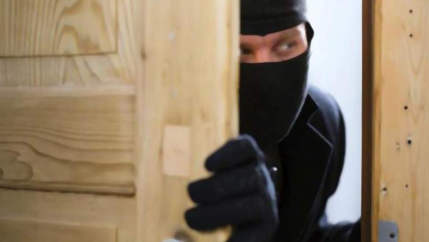 Агресивні й зухвалі крадії були помічені та затримані в Дніпрі