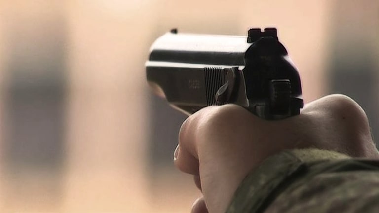 У ж/м Калиновський чоловік стріляв у промоутерів