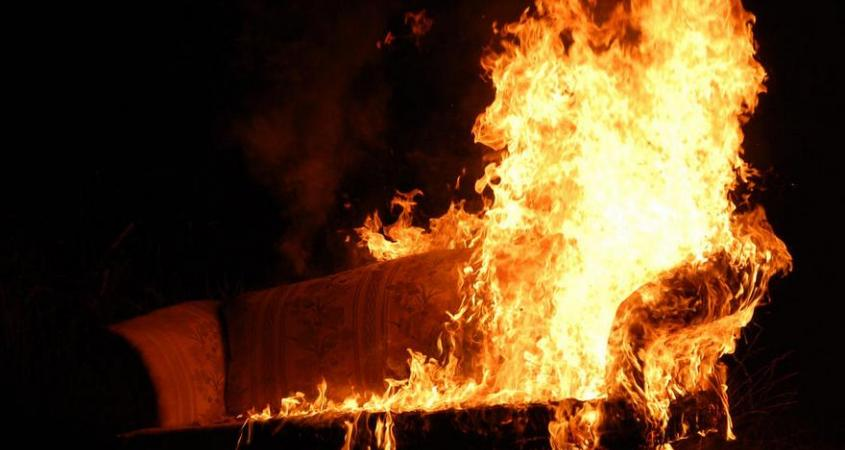 У Кривому Розі під час пожежі постраждав пенсіонер