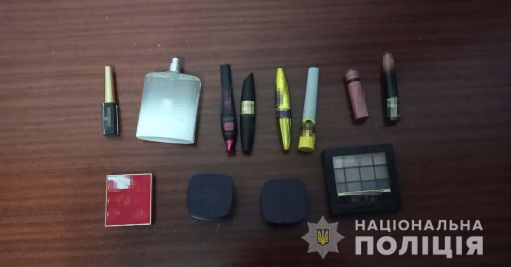 У Нікополі викрили крадійку косметики у магазинах