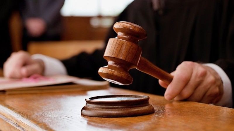 У Дніпрі судитимуть адвоката, який побив та виселив господарів з власного житла
