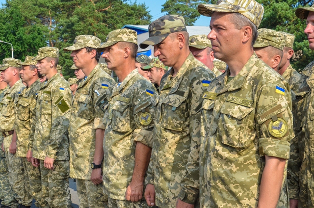 Яку допомогу від області отримають учасники АТО, рідні загиблих та добровольці Дніпропетровщини