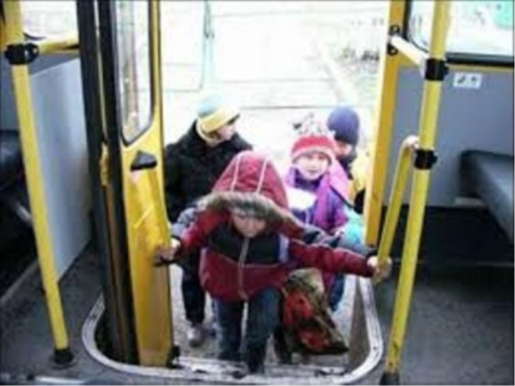 У Дніпрі школярі завдяки учнівському квитку не будуть сплачувати за проїзд