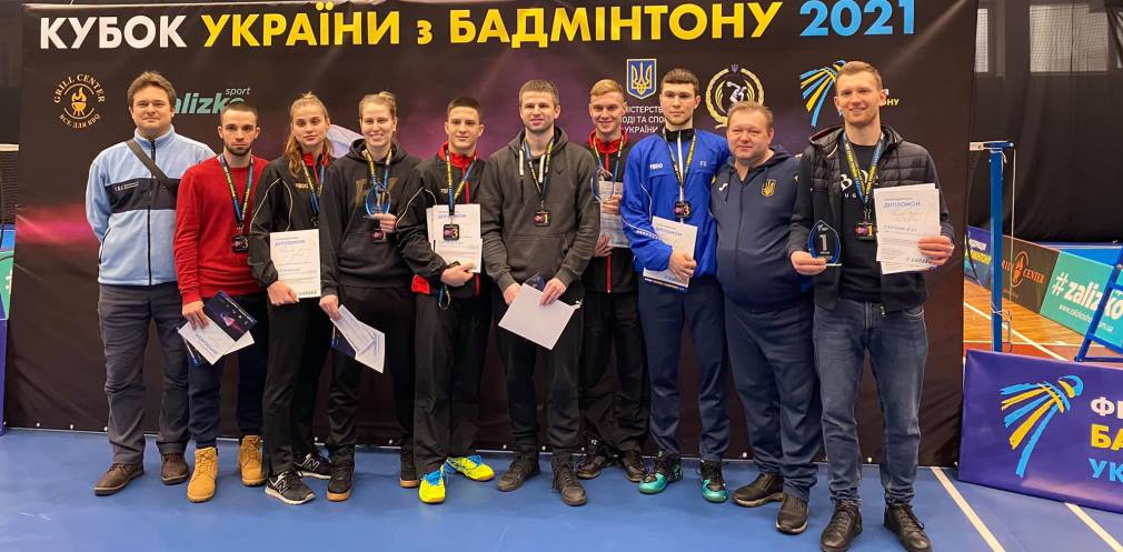 Спортсмени Дніпропетровщини вибороли 14 медалей на Кубку України з бадмінтону