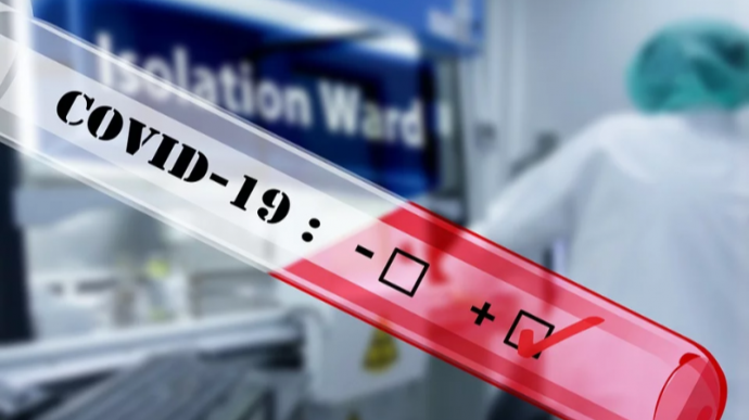 На Дніпропетровщині за добу хворих на COVID-19 стало вдвічі менше
