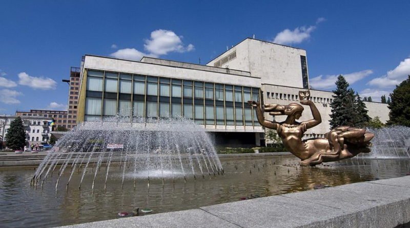 У Дніпрі театр знаходиться на межі закриття