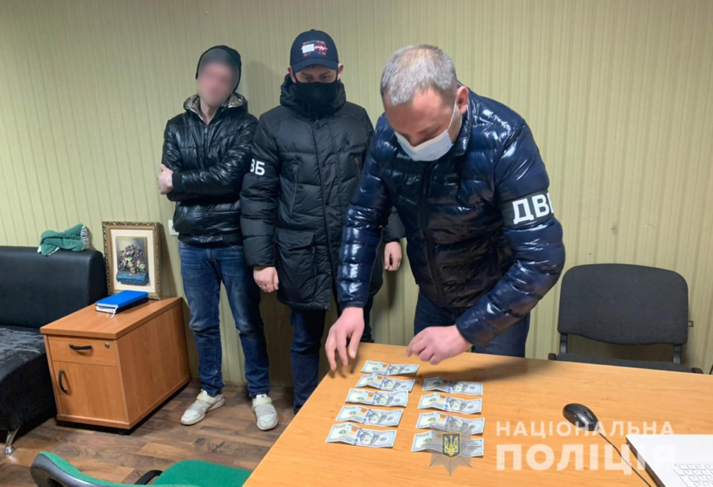 Дніпрянина судитимуть за хабар правоохоронцю