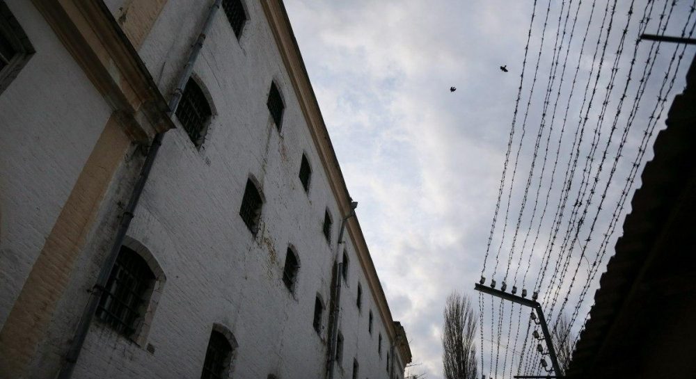 На Дніпропетровщині сталося масове зараження COVID-19 в’язнів у виправній колонії