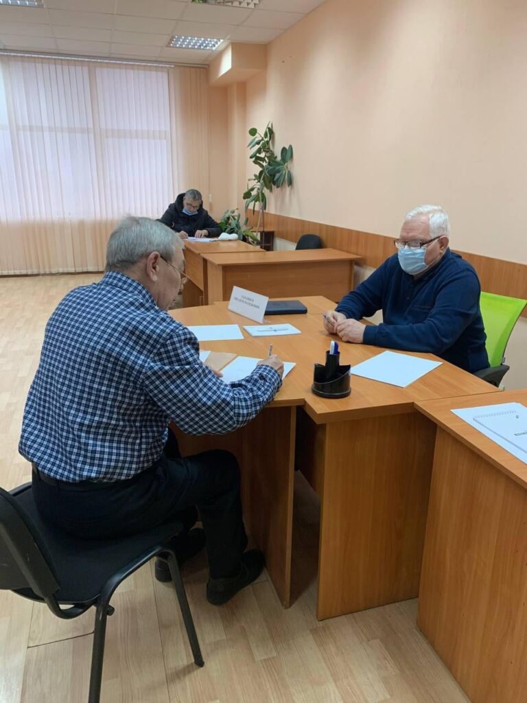 Депутат облради від Блоку Вілкула  Михайло Разгоняєв провів особистий прийом